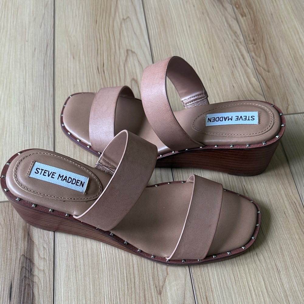 Steven Madden heeled sandal size 7